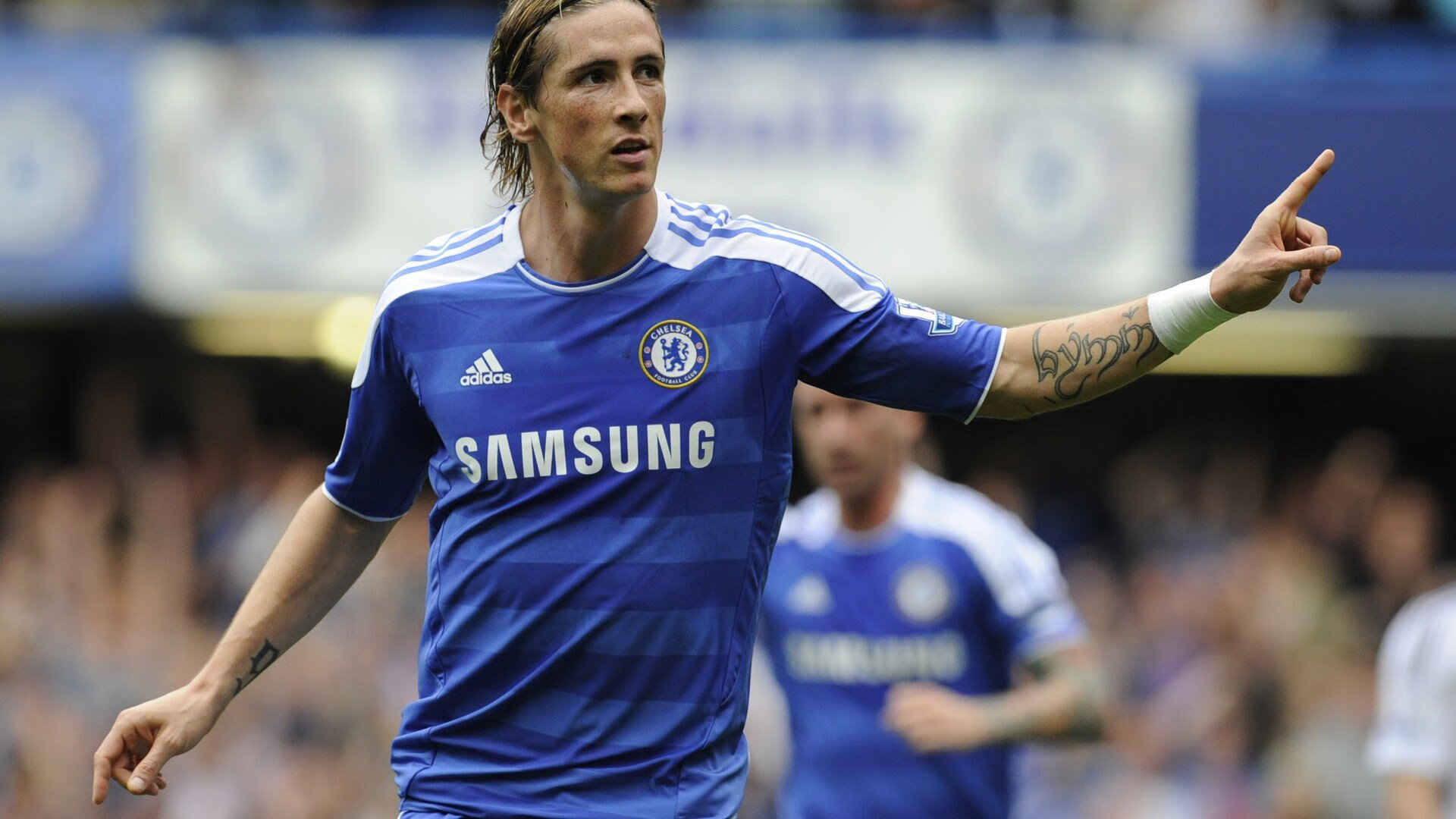 湖人力克独行侠，季后赛首轮中詹姆斯贡献关键助攻，2019.12.30湖人对独行侠