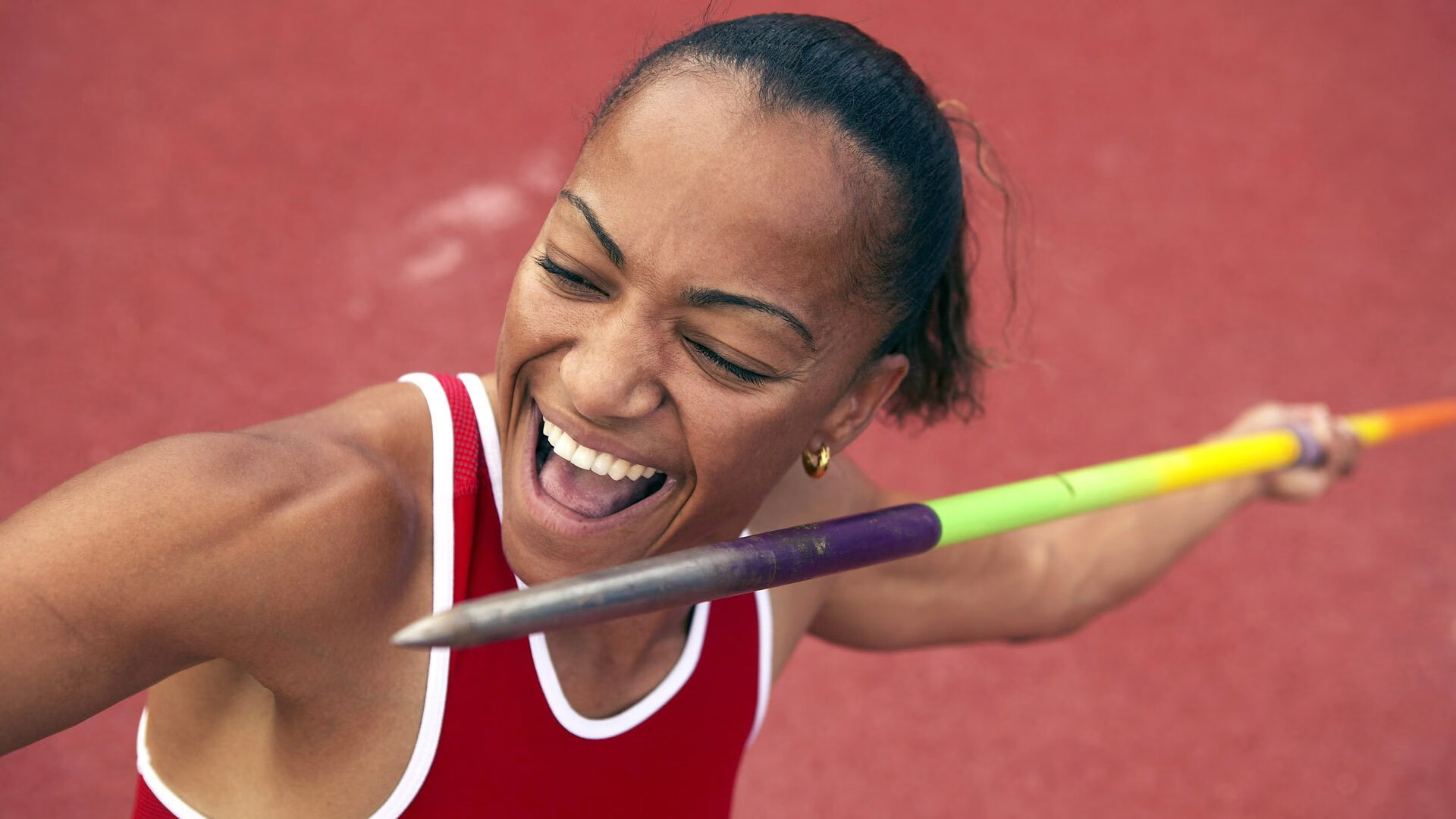 足球俱乐部发布球员成长纪实视频，足球成长语录